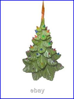 16 Lighted Ceramic Christmas Tree With Base Atlantic Mold NEAR MINT Vintage