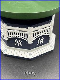 2002 NY Yankees 17.5 Resin Lighted Christmas Tree Danbury Mint Collection 2002 NY Yankees 17.5 Resin Lighted Christmas Tree Danbury Mint Collection
