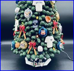 2002 NY Yankees Lighted Christmas Tree Danbury Mint Collection