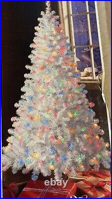 6.5 ft Pre-lit Madison Pine Tree Multicolor Lights 600 tips 300 lights White