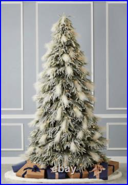 7.5' Pine and Pampas Artificial Christmas Tree with 550 Warm White LED Lights 7.5' Pine and Pampas Artificial Christmas Tree with 550 Warm White LED Lights