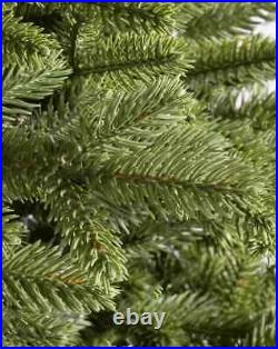 Balsam Hill BH Norway Spruce 7.5 tree with candlelight Led Lights 2810280