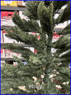 Balsam Hill Classic Blue Spruce Christmas Tree 7.5 ft unlit Open $699 unfluffed Balsam Hill Classic Blue Spruce Christmas Tree 7.5 ft unlit Open $699 unfluffed