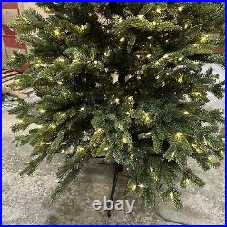 Balsam Hill Fraser Fir Narrow Christmas Tree 7.5 ft Candlelight LED Open $899 Balsam Hill Fraser Fir Narrow Christmas Tree 7.5 ft Candlelight LED Open $899