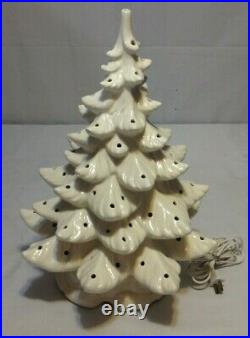 CERAMIC CHRISTMAS TREE 18 Tall Handmade Lighted White Vtg (No Light Pegs) Works