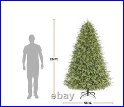 Christmas Tree 7.5ft Grand Duchess Twinkling LED Pine Artificial Tree (NEW)