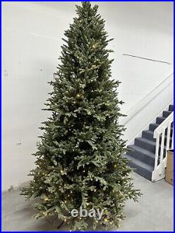 Costco 9ft Christmas Tree 900 Dual Led Lights. No Remote, Few Led Need Replace