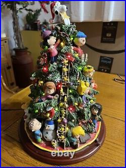 DANBURY MINT THE PEANUTS CHRISTMAS TREE Lighted SNOOPY CHARLIE BROWN LINUS Rare DANBURY MINT THE PEANUTS CHRISTMAS TREE Lighted SNOOPY CHARLIE BROWN LINUS Rare