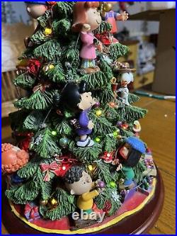 DANBURY MINT THE PEANUTS CHRISTMAS TREE Lighted SNOOPY CHARLIE BROWN LINUS Rare DANBURY MINT THE PEANUTS CHRISTMAS TREE Lighted SNOOPY CHARLIE BROWN LINUS Rare