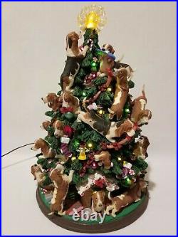 Danbury Mint Basset Hound Dog Christmas Tree Lighted Figurine VERY RARE