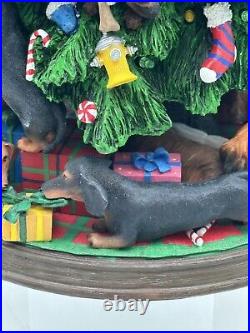 Danbury Mint Dachshund Dog 12 Lighted Christmas Tree with Star