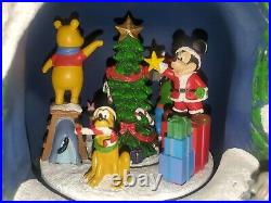 Disney Animated Christmas Tree 8 Holiday Songs Music Lights Mickey Train NEW