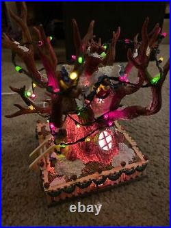 Disney Toontown CHIP & DALE TREE House, Christmas Village Light Up