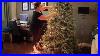 How_To_Light_Your_Christmas_Tree_The_Easy_Way_01_xxk