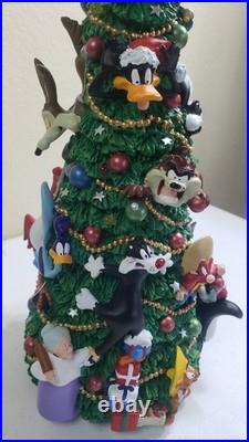 Looney Tunes Musical Lighted Christmas Tree WithBox