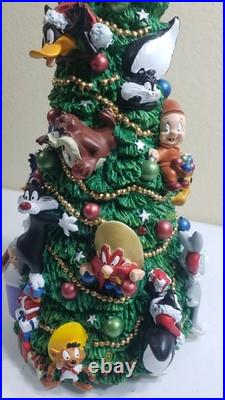 Looney Tunes Musical Lighted Christmas Tree WithBox