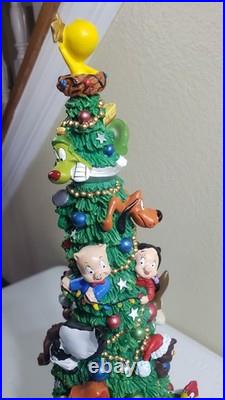 Looney Tunes Musical Lighted Christmas Tree WithBox