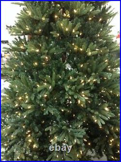 Members Mark 9' Pre-Lit clear lights Bristle Fir quickset Christmas tree holiday