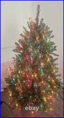 National Tree Dunhill Fir Pre-lit Tree with 450 Multicolor Lights, 4.5 Feet