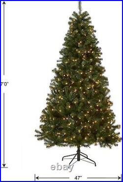 Pre-Lit Artificial Christmas Tree, Green, North Valley Spruce, White Lights, 7 Feet Pre-Lit Artificial Christmas Tree, Green, North Valley Spruce, White Lights, 7 Feet