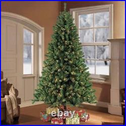 Puleo International 7.5 ft. Northern Fir Christmas Tree with 600 Clear Lights