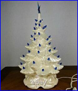 Retro Atlantic Mold White Lighted Ceramic Christmas Tree & Base Works 18.5 Blue
