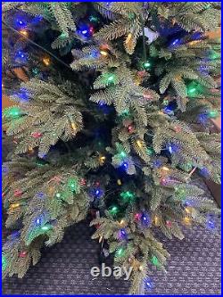 Treetopia Portland Pine 6.5 ft Tree with LED Clear & Multicolor Lights NEWithOpen PE