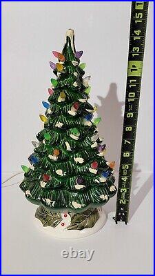 VINTAGE CERAMIC 17 LIGHTED CHRISTMAS TREE SNOW FLOCKED With Original Box 2 PIECE