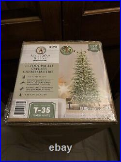 VIRAL My Texas House 7.5 Ft Pre Lit Cypress Tree Christmas 500 LED Lights Cedar VIRAL My Texas House 7.5 Ft Pre Lit Cypress Tree Christmas 500 LED Lights Cedar