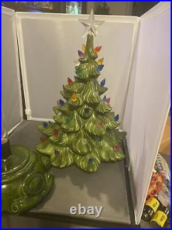 VTG Atlantic Mold 1974 Green Ceramic Christmas Tree 20 with Lights Scroll Base