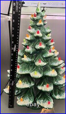 VTG Atlantic Mold 22 Ceramic Lighted Flocked Christmas Tree Musical Pls Read VTG Atlantic Mold 22 Ceramic Lighted Flocked Christmas Tree Musical Pls Read