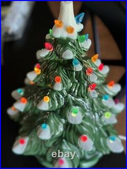 VTG Atlantic Mold Ceramic Christmas Tree Lighted Snow Flocked 18 withMusic Box