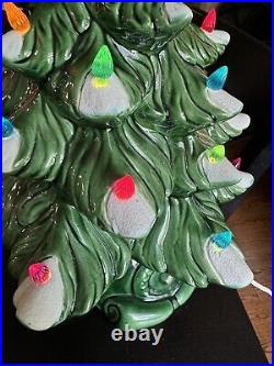 VTG Atlantic Mold Ceramic Christmas Tree Lighted Snow Flocked 18 withMusic Box