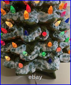 VTG Light Up Ceramic Christmas Tree LG 21.5 inches Green Star Base Holland Mold VTG Light Up Ceramic Christmas Tree LG 21.5 inches Green Star Base Holland Mold