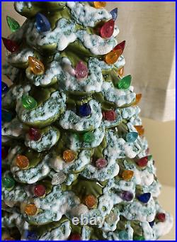 VTG Light Up Ceramic Christmas Tree LG 21.5 inches Green Star Base Holland Mold VTG Light Up Ceramic Christmas Tree LG 21.5 inches Green Star Base Holland Mold