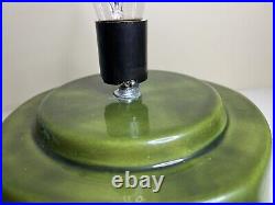 VTG Light Up Ceramic Christmas Tree LG 21.5 inches Green Star Base Holland Mold VTG Light Up Ceramic Christmas Tree LG 21.5 inches Green Star Base Holland Mold