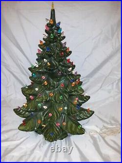 Vintage 1974 Ceramic Christmas Tree withBase Atlantic Mold Lights