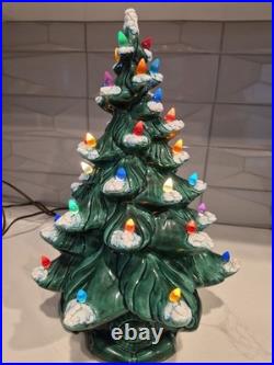 Vintage 1977 Atlantic Mold Ceramic 17 in. Lighted, Christmas Tree 12 Wide