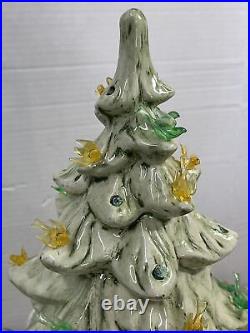 Vintage 1978 Alberta's Mold 16 Lighted Ceramic Christmas Tree Birds /Nativity