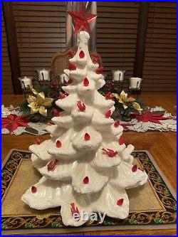 Vintage Atlantic Mold 15 White Ceramic Christmas Tree Red Doves & Lights Only