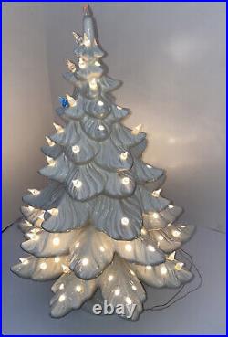 Vintage Atlantic Mold White Ceramic Light Up Christmas Tree With Base 21.5 FLAW