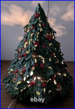Vintage Ceramic Lighted Christmas Tree Holly Berries Gold Ornaments 19