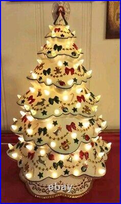 Vintage Danbury Mint White Porcelain Christmas Magic Lighted Christmas Tree Vintage Danbury Mint White Porcelain Christmas Magic Lighted Christmas Tree