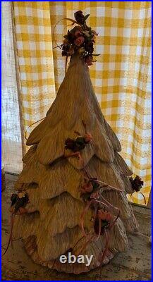 Vintage Handmade Ceramic 5-tier 20-in Tall Decorative Lighted Christmas Tree Vintage Handmade Ceramic 5-tier 20-in Tall Decorative Lighted Christmas Tree