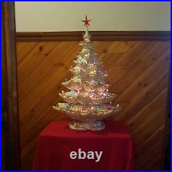 Vintage LG WHITE & Gold Pin Hole Ceramic Lighted Christmas Tree Decorative 26