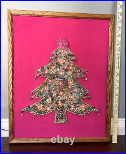 Vintage Large Framed Christmas Tree Costume Jewelry Art Collage Light Up 24x30 Vintage Large Framed Christmas Tree Costume Jewelry Art Collage Light Up 24x30
