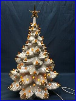 Vintage Large Pearl With Gold Accents Ceramic Lighted Christmas Tree 25 Total