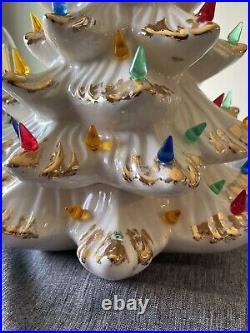 Vintage Lighted Ceramic Christmas Tree White Gold Musical 17 Vintage Lighted Ceramic Christmas Tree White Gold Musical 17