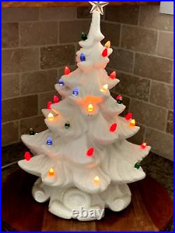 Vintage Mid Century Lighted 18 White Ceramic Christmas Tree Complete (16A)