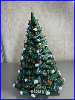 Vtg Holland Mold 20 Green Ceramic Christmas Tree w Snow Music Box Lights